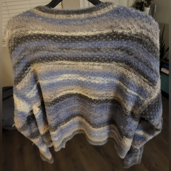 Cardigan - Picture 2 of 6